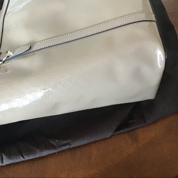 A large Gucci bag excellent condition - Picture 4 of 5